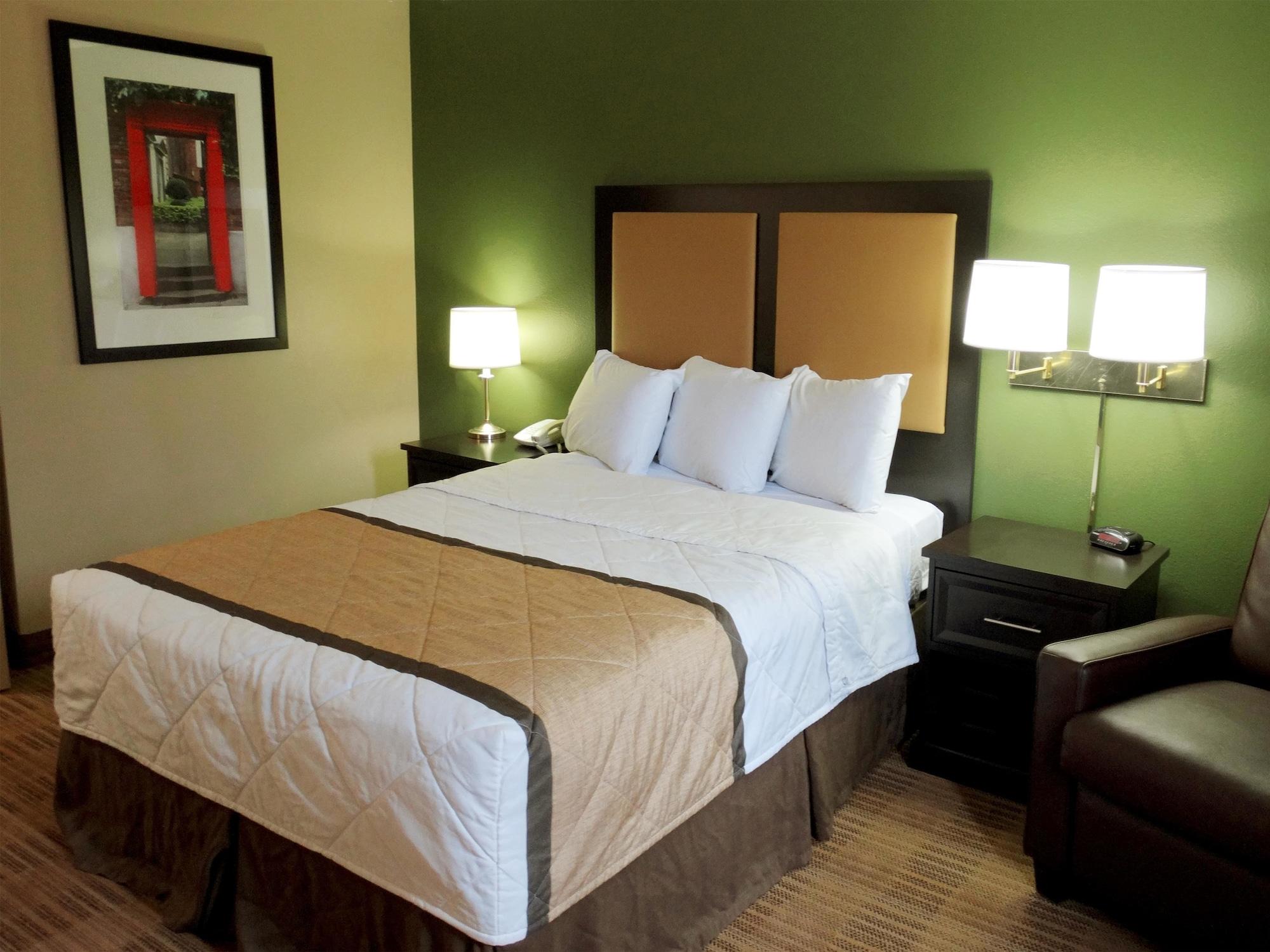 Extended Stay America Select Suites - Columbia - Ft Jackson Exterior photo