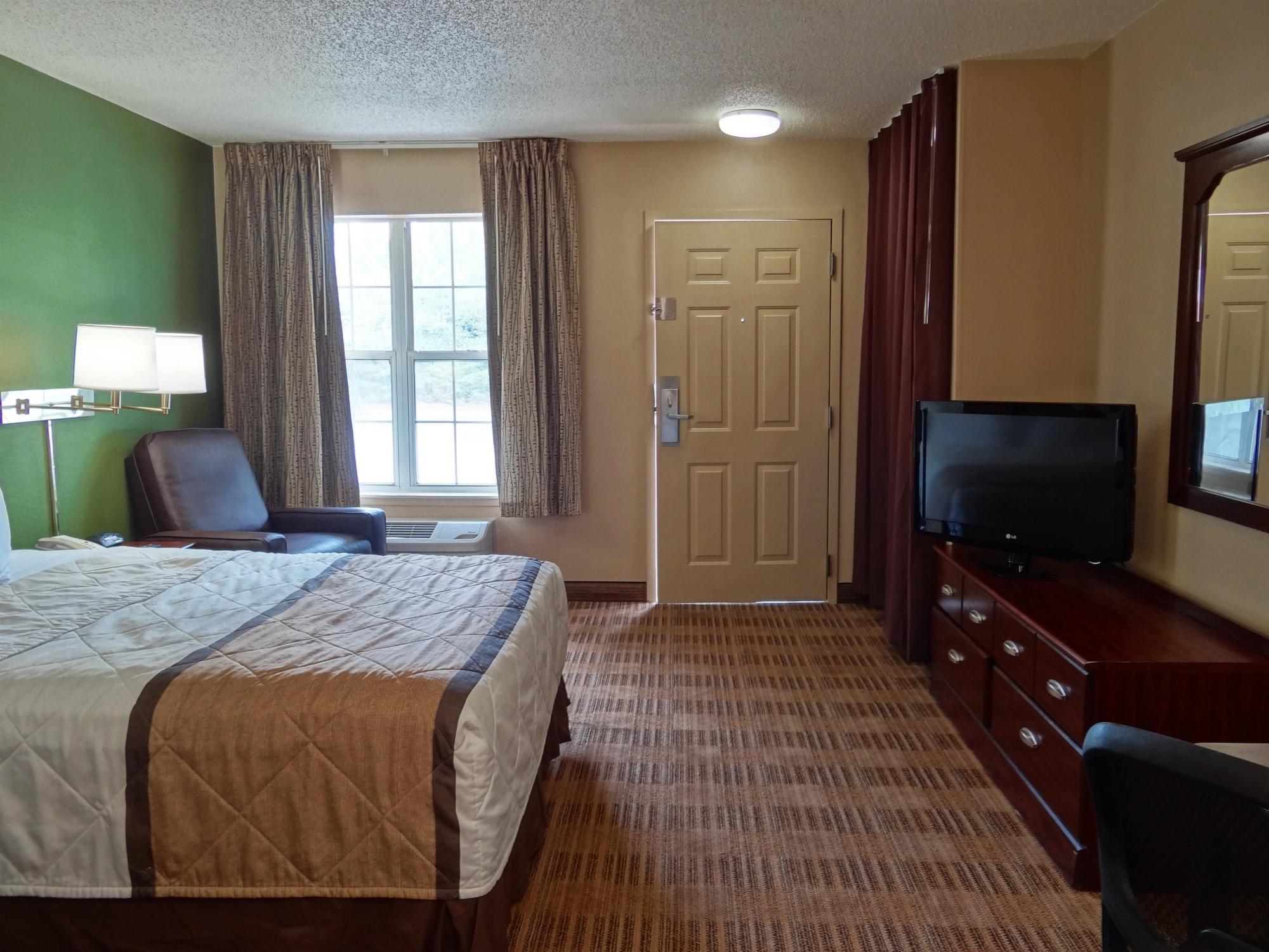 Extended Stay America Select Suites - Columbia - Ft Jackson Exterior photo